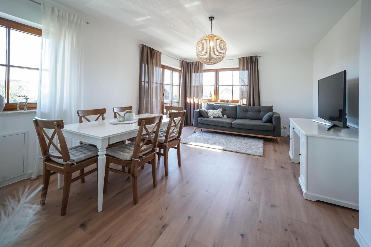 Ferienwohnung "Wie Dahoam" Chieming Eksteriør bilde